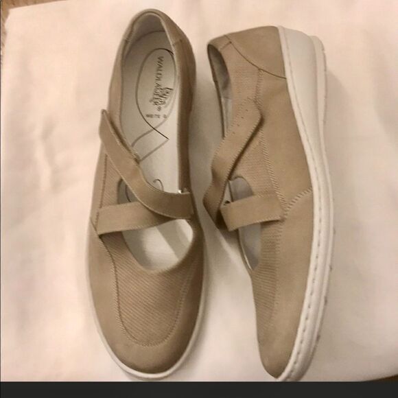 WALDLAUFER TAN NUBUCK STYLE IS GIULIA.  NEW - Picture 1 of 7